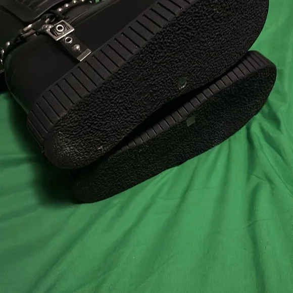 Women's Black Platform Boots - Picture 6 of 6